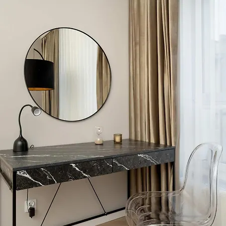 Near Centre Of With Ac And Parking By Renters Prestige Breslau