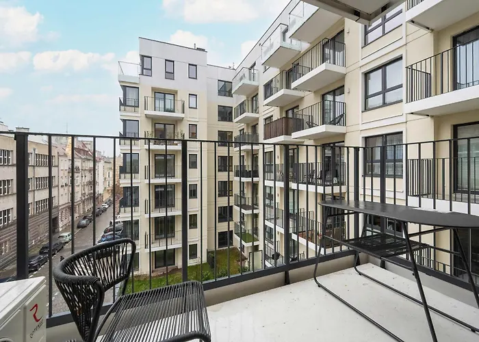 Apartman Near Centre Of With Ac And Parking By Renters Prestige Wrocław