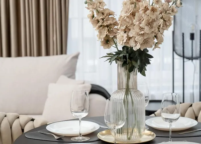 Apartman Near Centre Of With Ac And Parking By Renters Prestige Wrocław